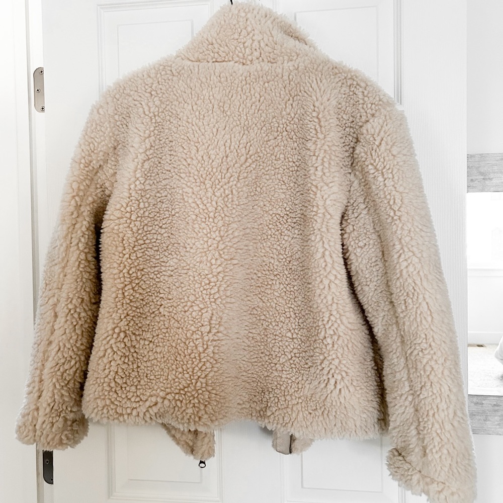 PacSun Ivory Sherpa Zip Jacket - Picture 5 of 5